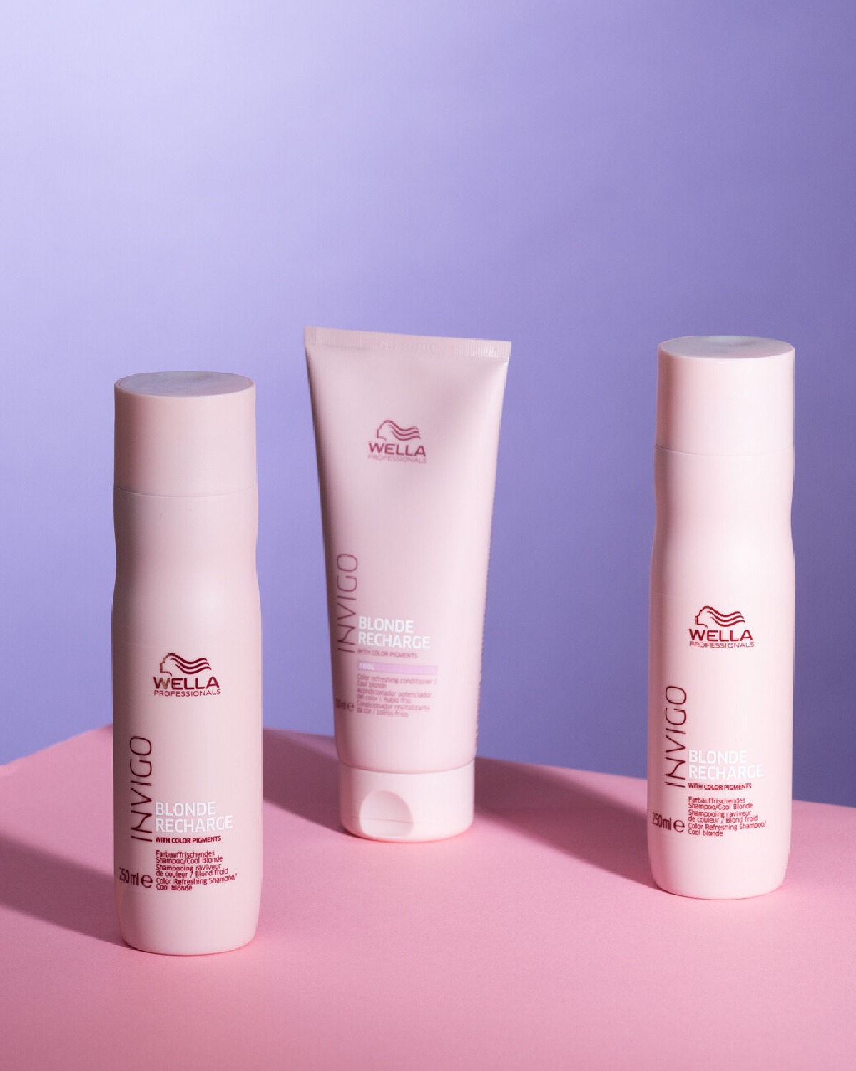 BLONDE RECHARGE / Con pigmentos violeta y vitamina E para neutralizar tonos indeseados, cabellos rubios o con canas.