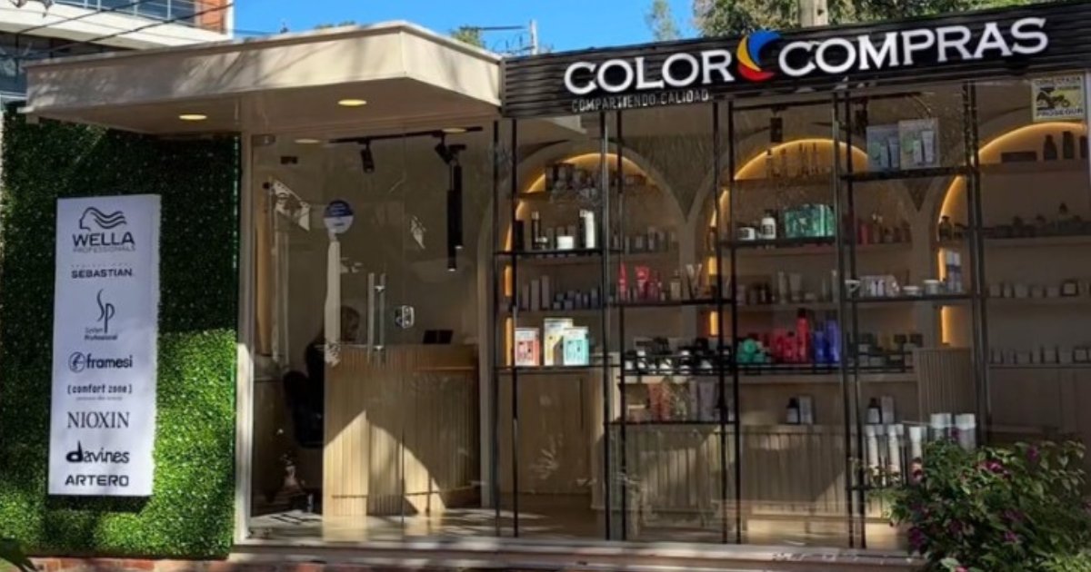 Frente de Colorcompras Paseo Manantiales, Colorcom